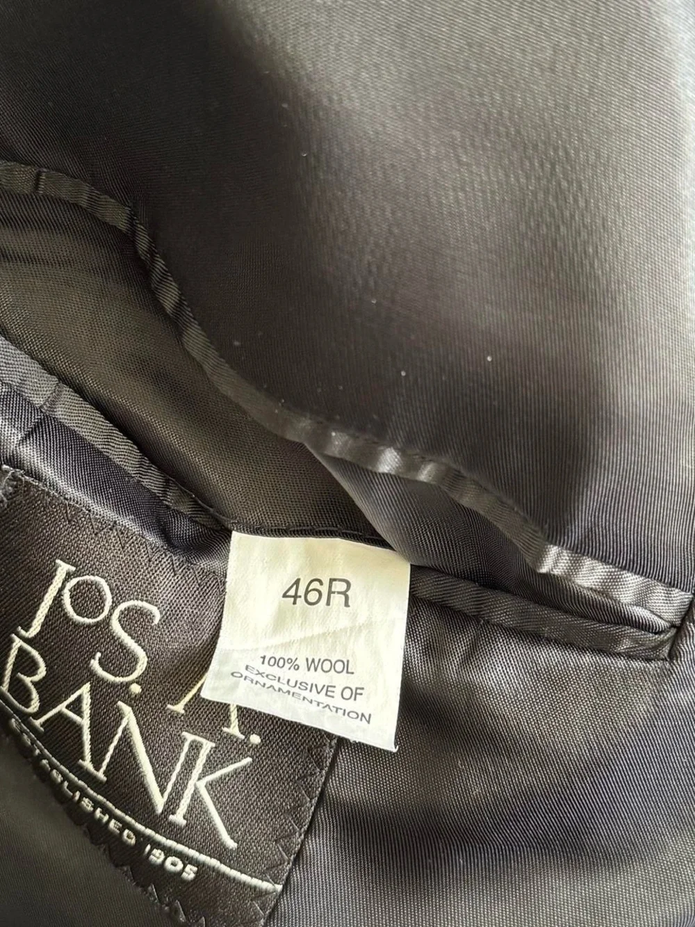 Mens Jos. A. Bank Tailored Fit Suit  Navy Blue Size 46R Top with Pants